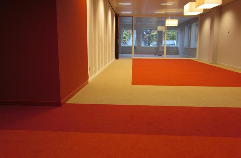gemeente-dinkelland-abeln-stoffering-projectstoffering-projectinrichting-tapijt-tapijttegels-design-rood-oranje-100